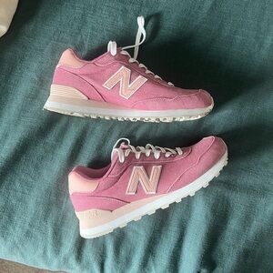 Women’s new balance 515 sneakers.